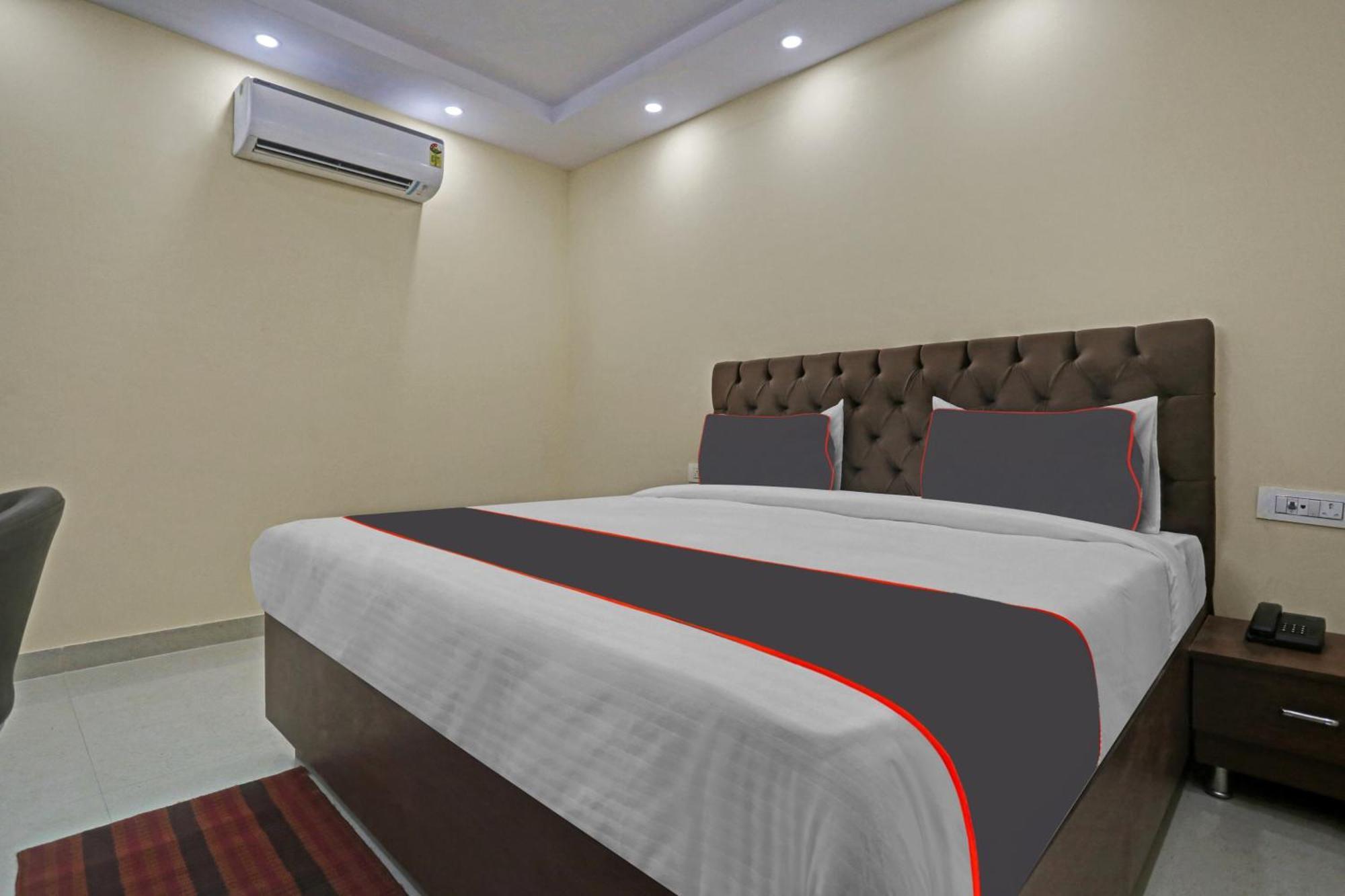 Hotel O Mannat Bhera Enclave Delhi  Exterior photo
